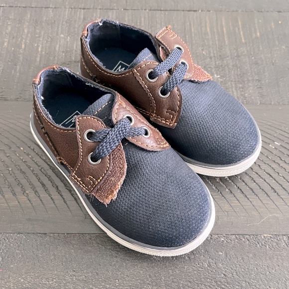 Max + Jake Toddler Slip On Kent Oxford Navy Brown Size 6 - Picture 1 of 6
